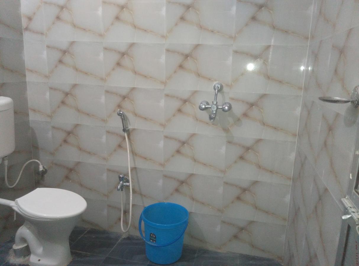 Middle Way Home Stay Bodhgaya Bagian luar foto